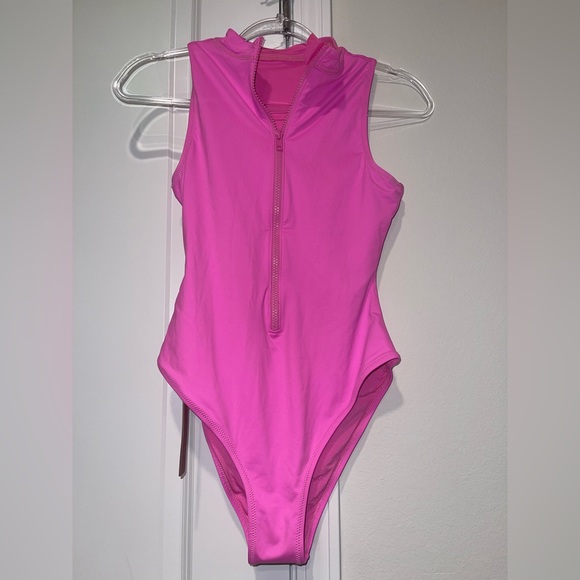 SKIMS Other - NWT Skims zip front sleeveless one piece swim